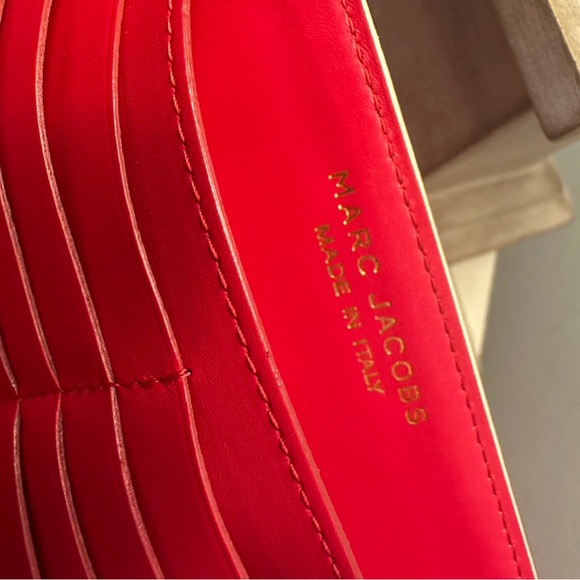 Marc Jacobs Red Crossbody Bag - Picture 8 of 11